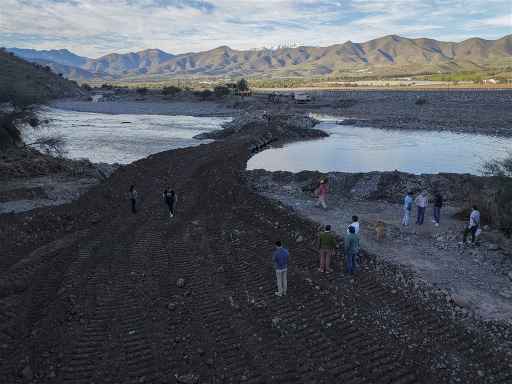 ACCESO PROVISORIO TOME BAJO HUANILLA 6 Medium Medium
